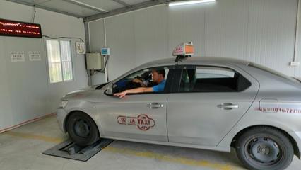 石首市市場監(jiān)管局加強民生領域計量監(jiān)管 開展出租車計價器與加油器專項檢查并規(guī)范房屋租賃市場